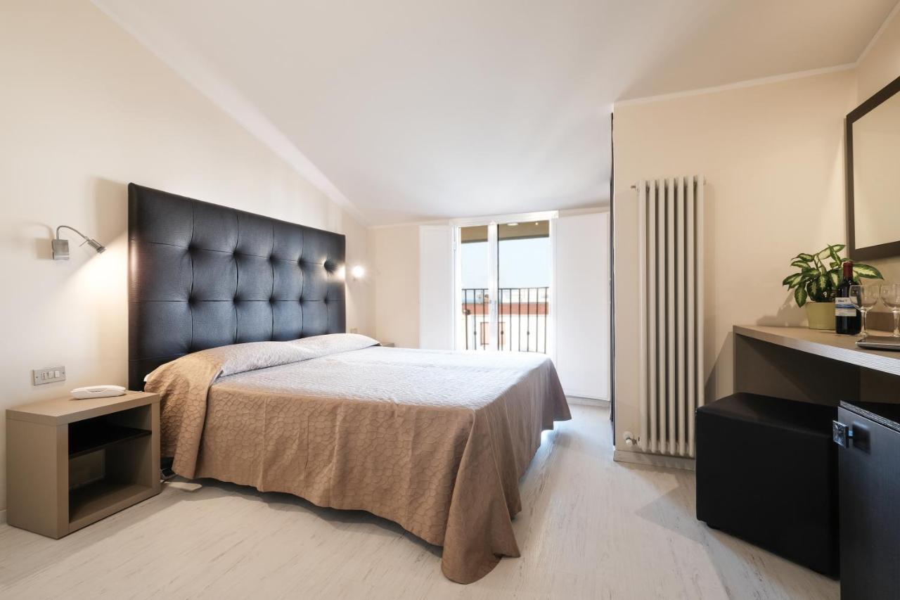 Hotel Thea Bellaria-Igea Marina Zewnętrze zdjęcie